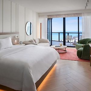 Spectacular King Studio Suite Ocean view Balcony